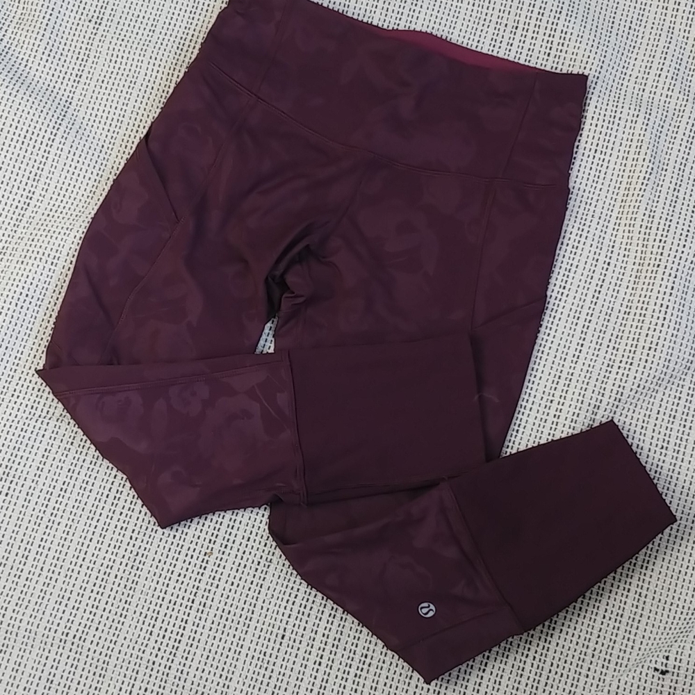 Lululemon Long Floral Prints Legging Size 6